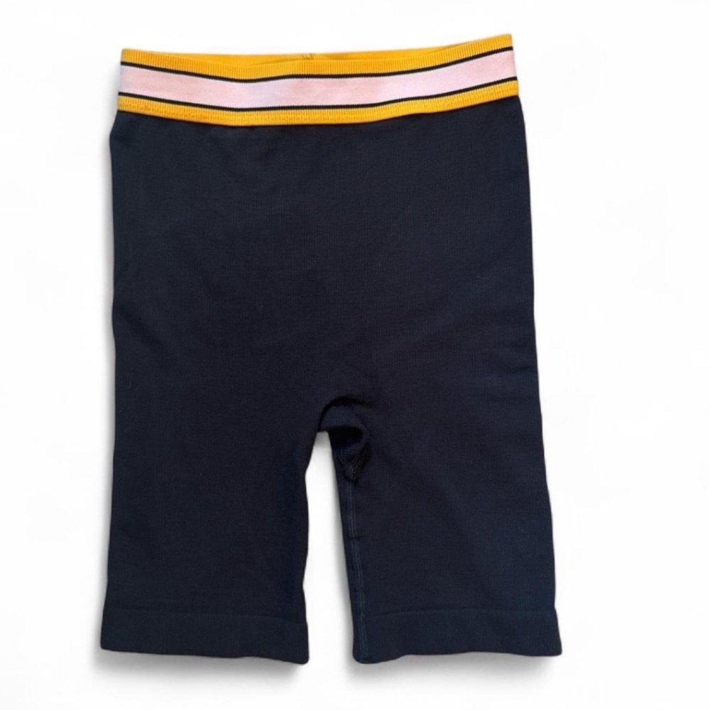 Urban Outfitters Biker Shorts - Picture 4 of 7